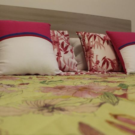 Bed and Breakfast Sveva Haven Malpensa à Case Nuove  Extérieur photo